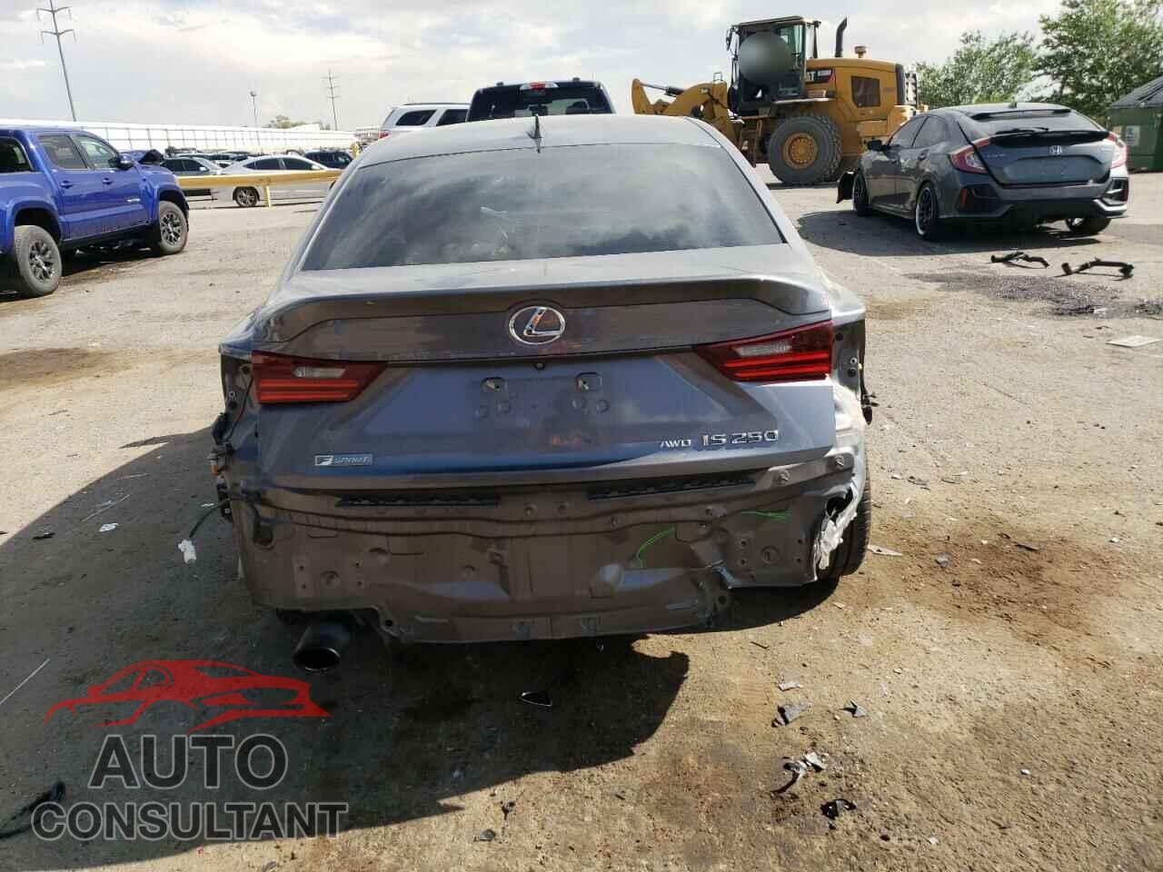 LEXUS IS 2015 - JTHCF1D25F5020154