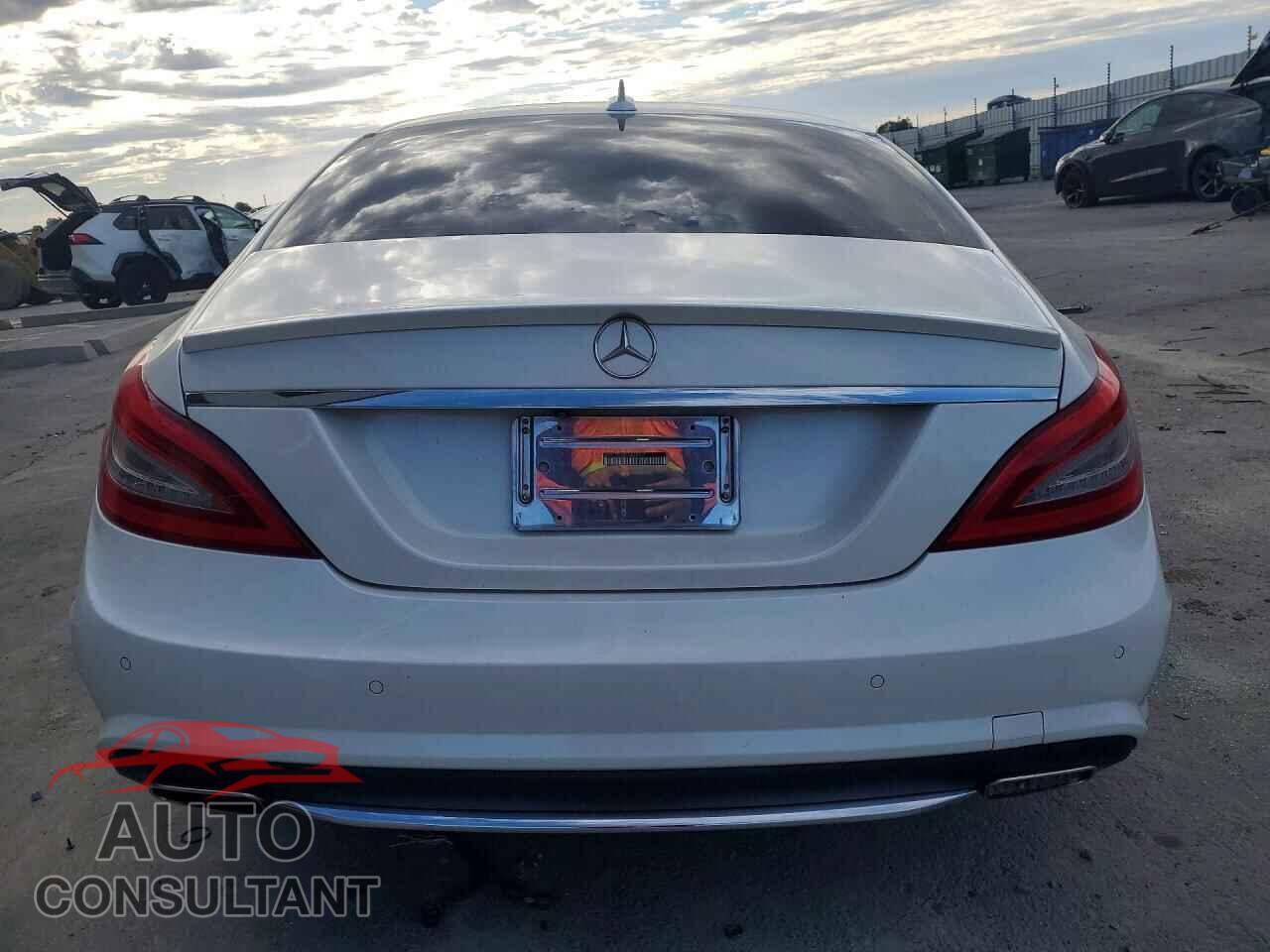 MERCEDES-BENZ CLS-CLASS 2012 - WDDLJ7DB8CA028017
