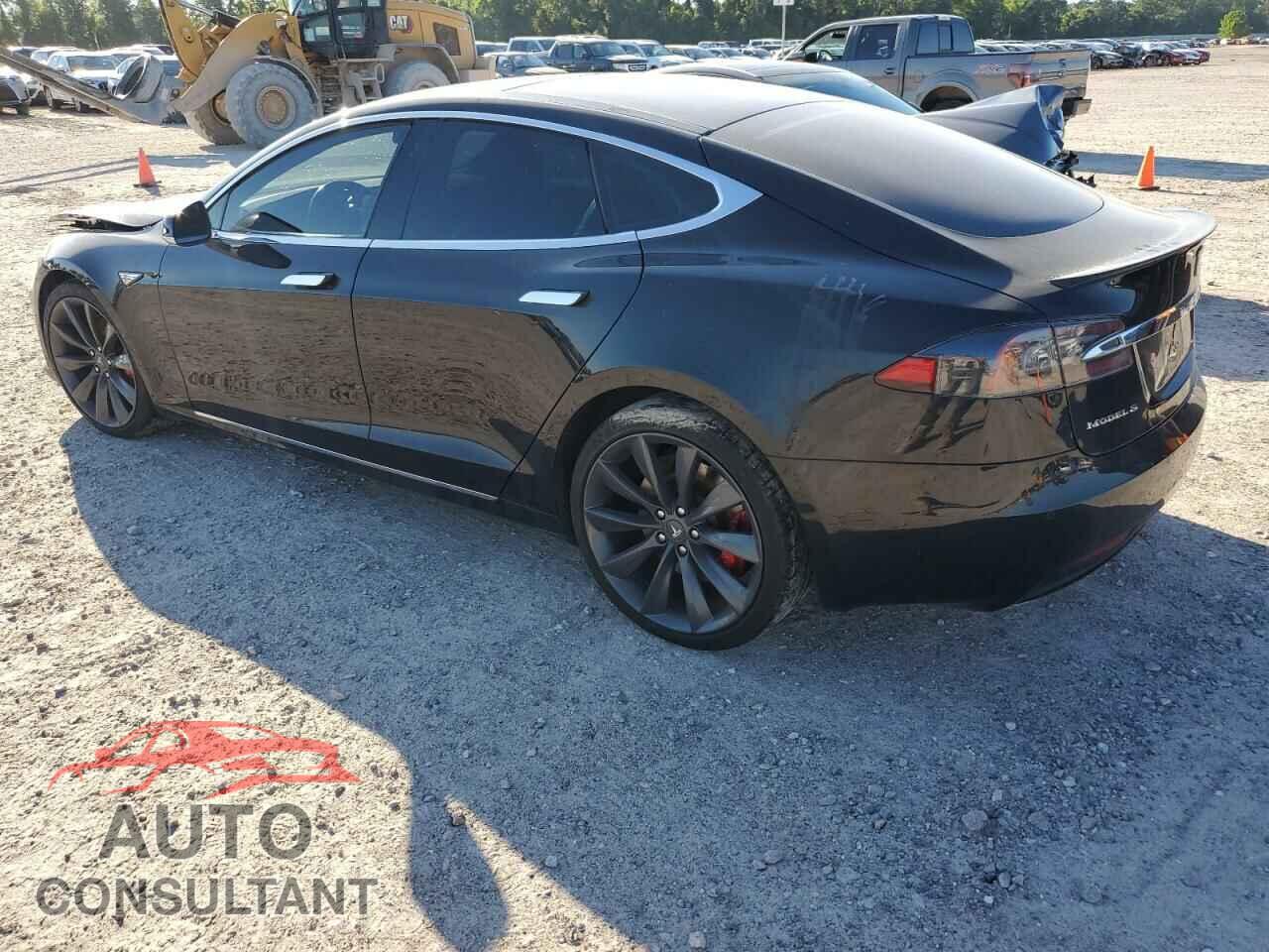 TESLA MODEL S 2016 - 5YJSA1E44GF139695