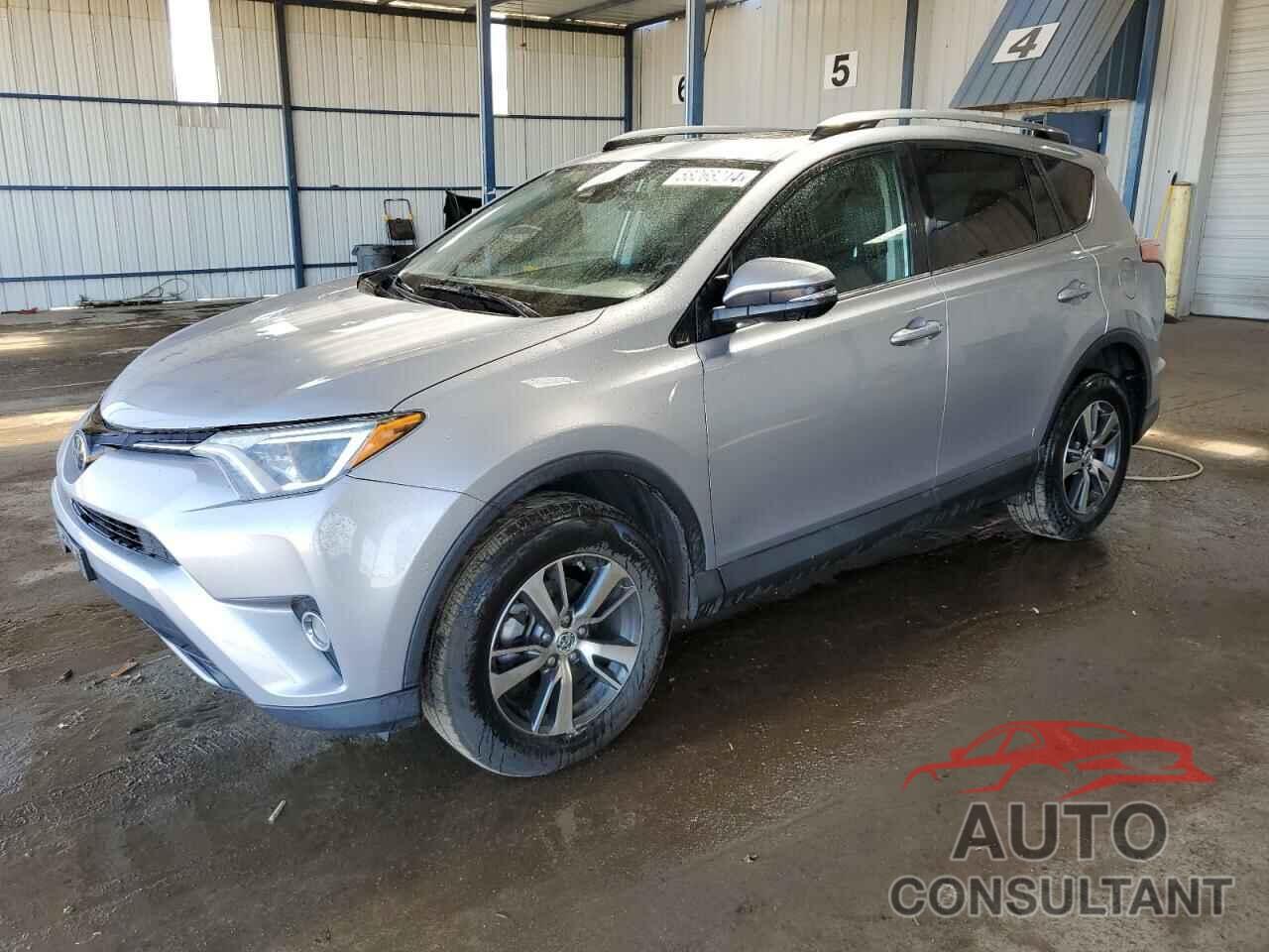 TOYOTA RAV4 2018 - 2T3RFREV9JW716326