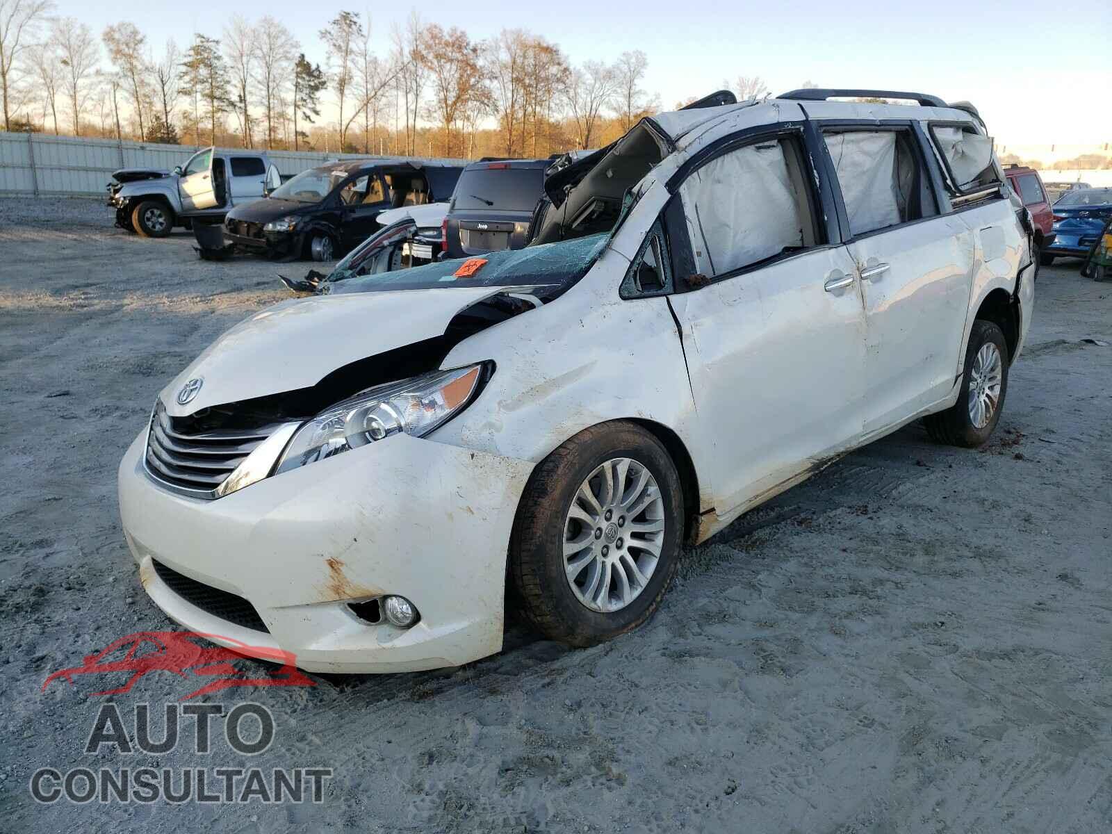 TOYOTA SIENNA 2017 - 5TDYZ3DC5HS856420