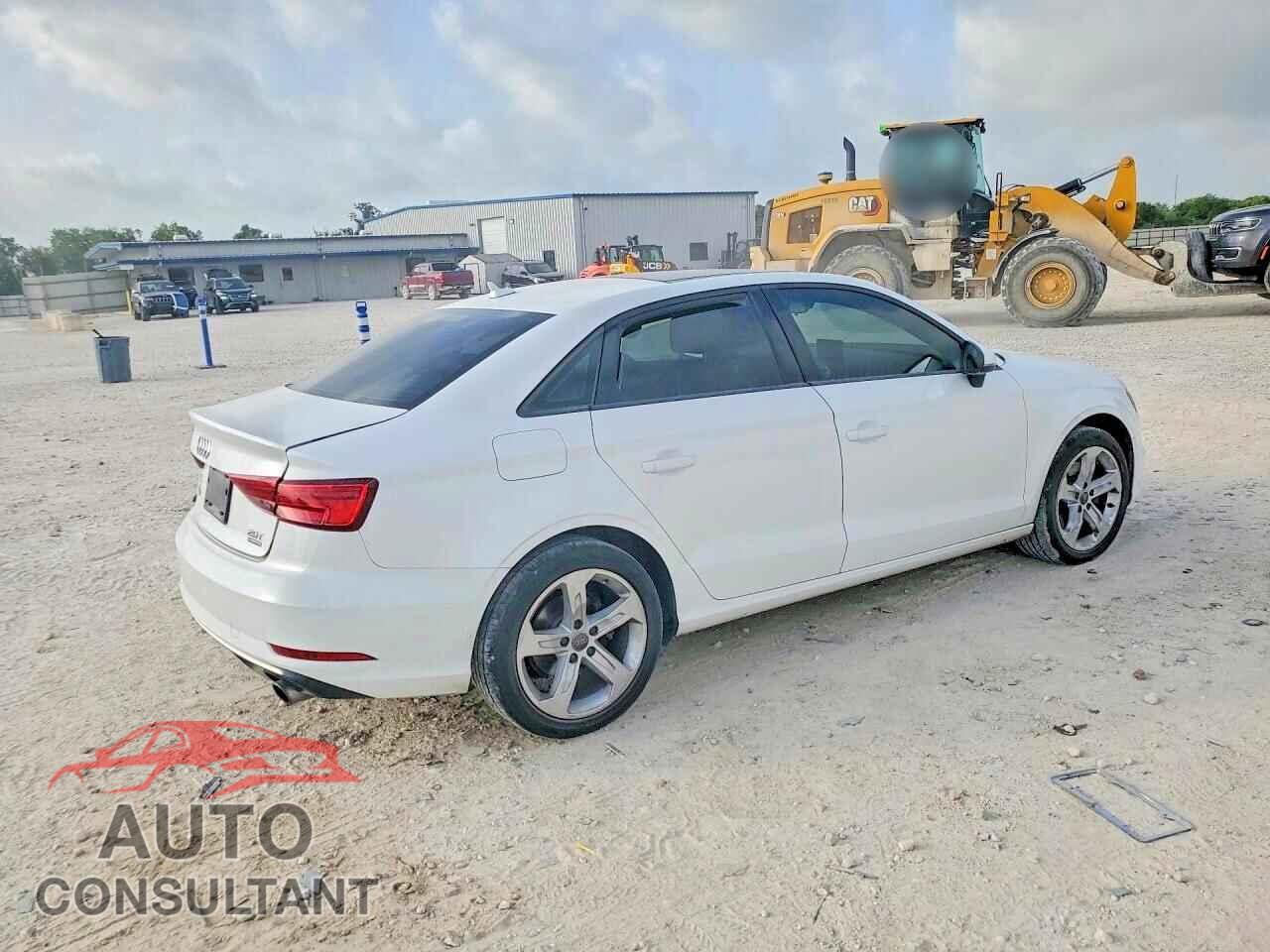 AUDI A3 2017 - WAUB8GFF2H1016435