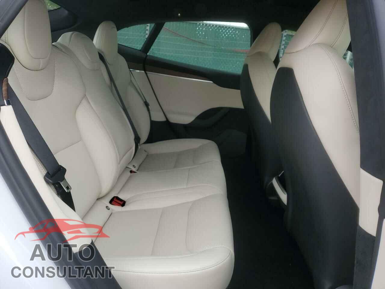TESLA MODEL S 2019 - 5YJSA1E59NF487837