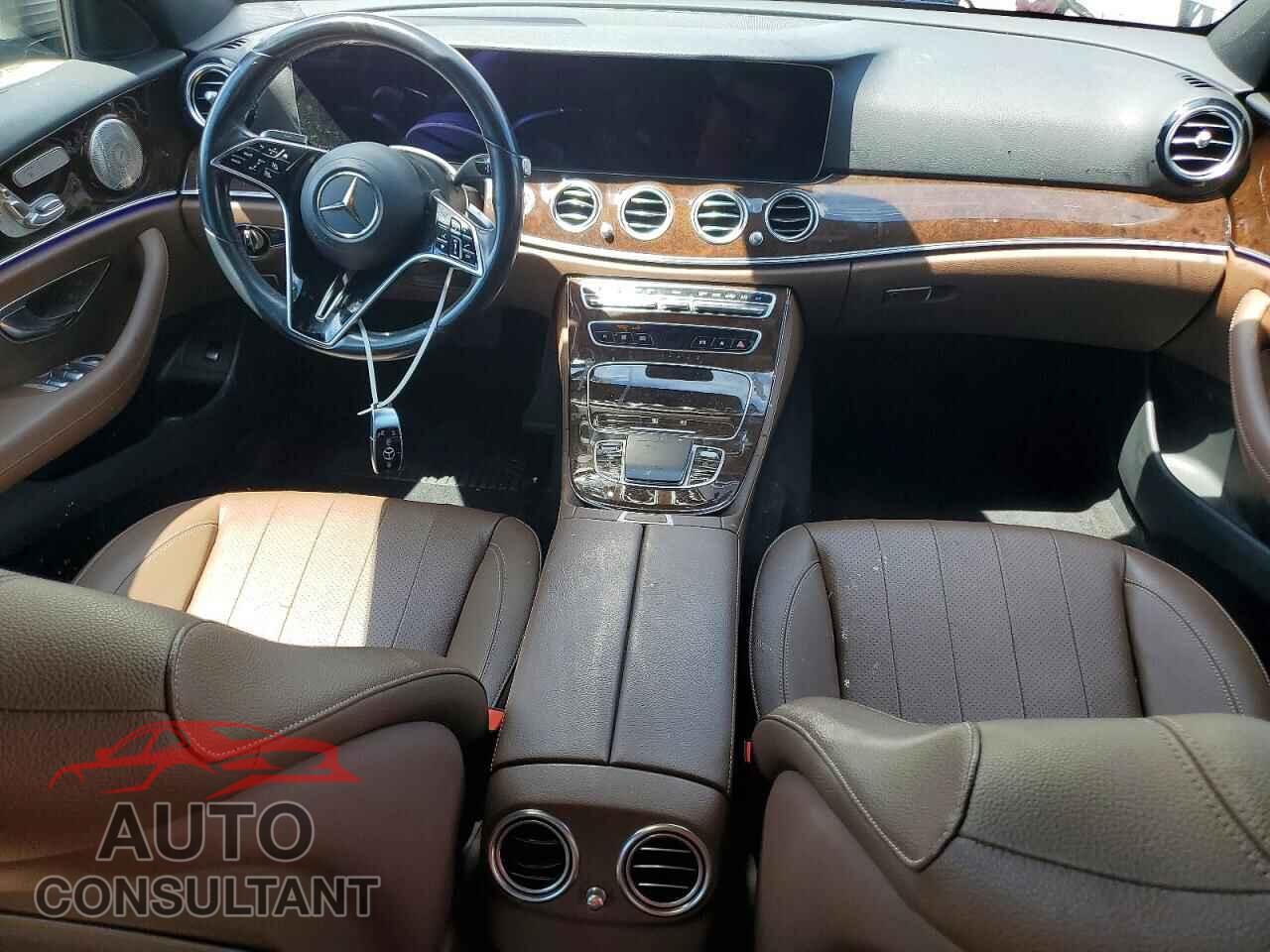 MERCEDES-BENZ E-CLASS 2021 - W1KZF8EB7MA948612