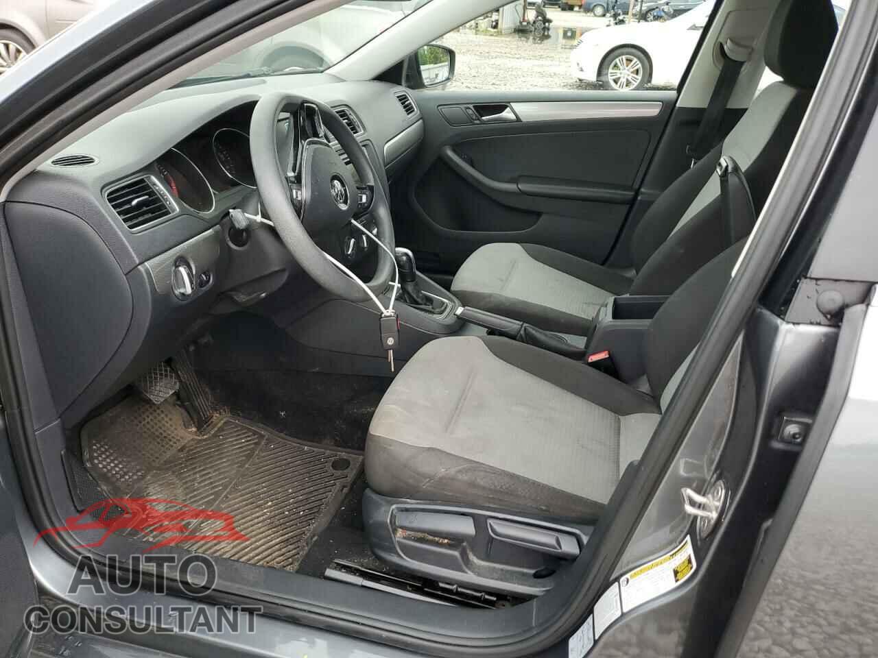 VOLKSWAGEN JETTA 2017 - 3VW2B7AJ0HM377534