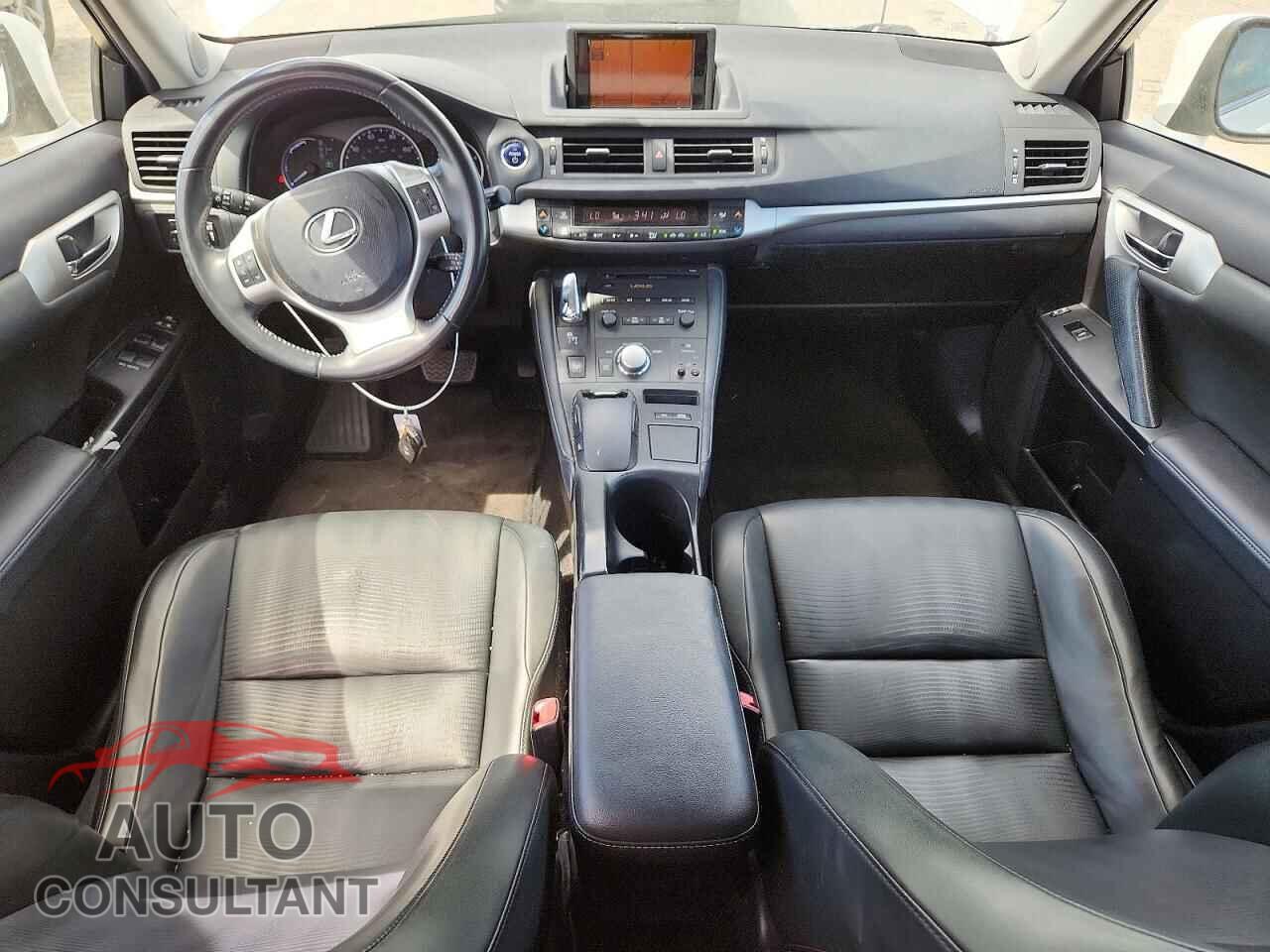 LEXUS CT 200 2012 - JTHKD5BH3C2083587