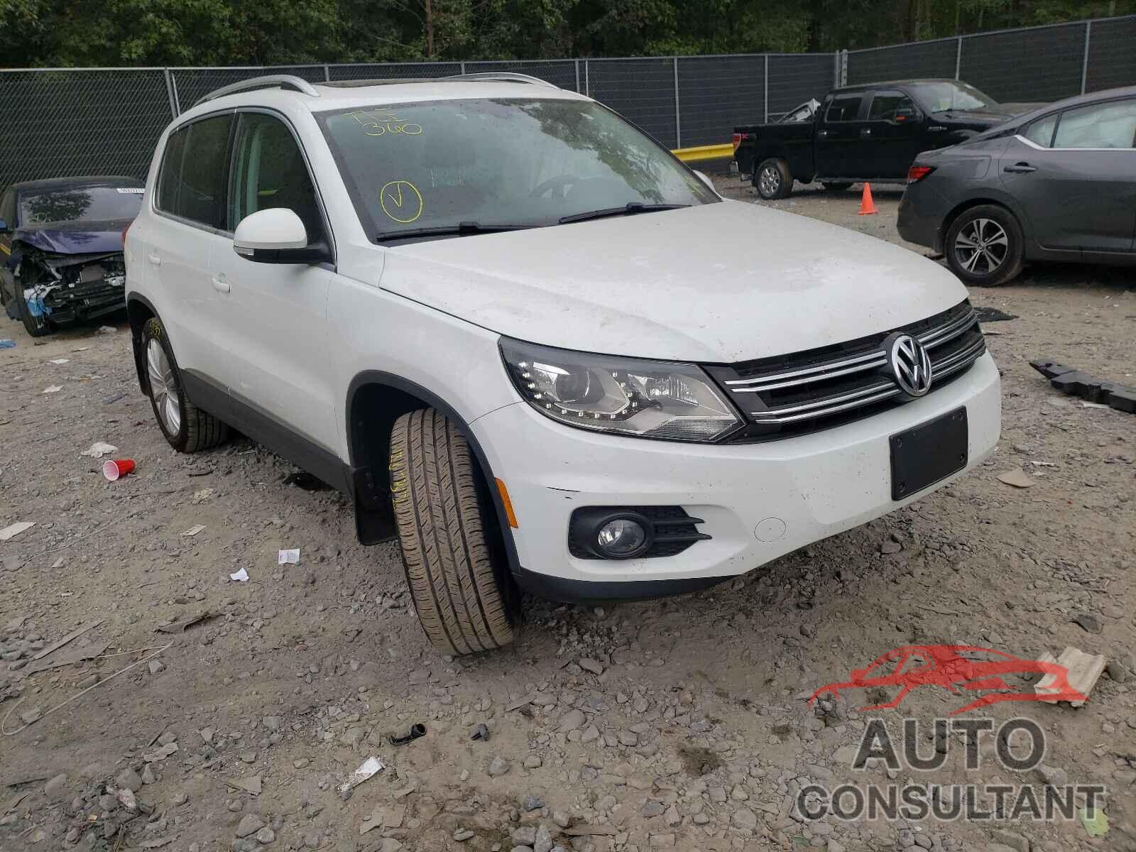 VOLKSWAGEN TIGUAN 2016 - WVGAV7AX9GW613179