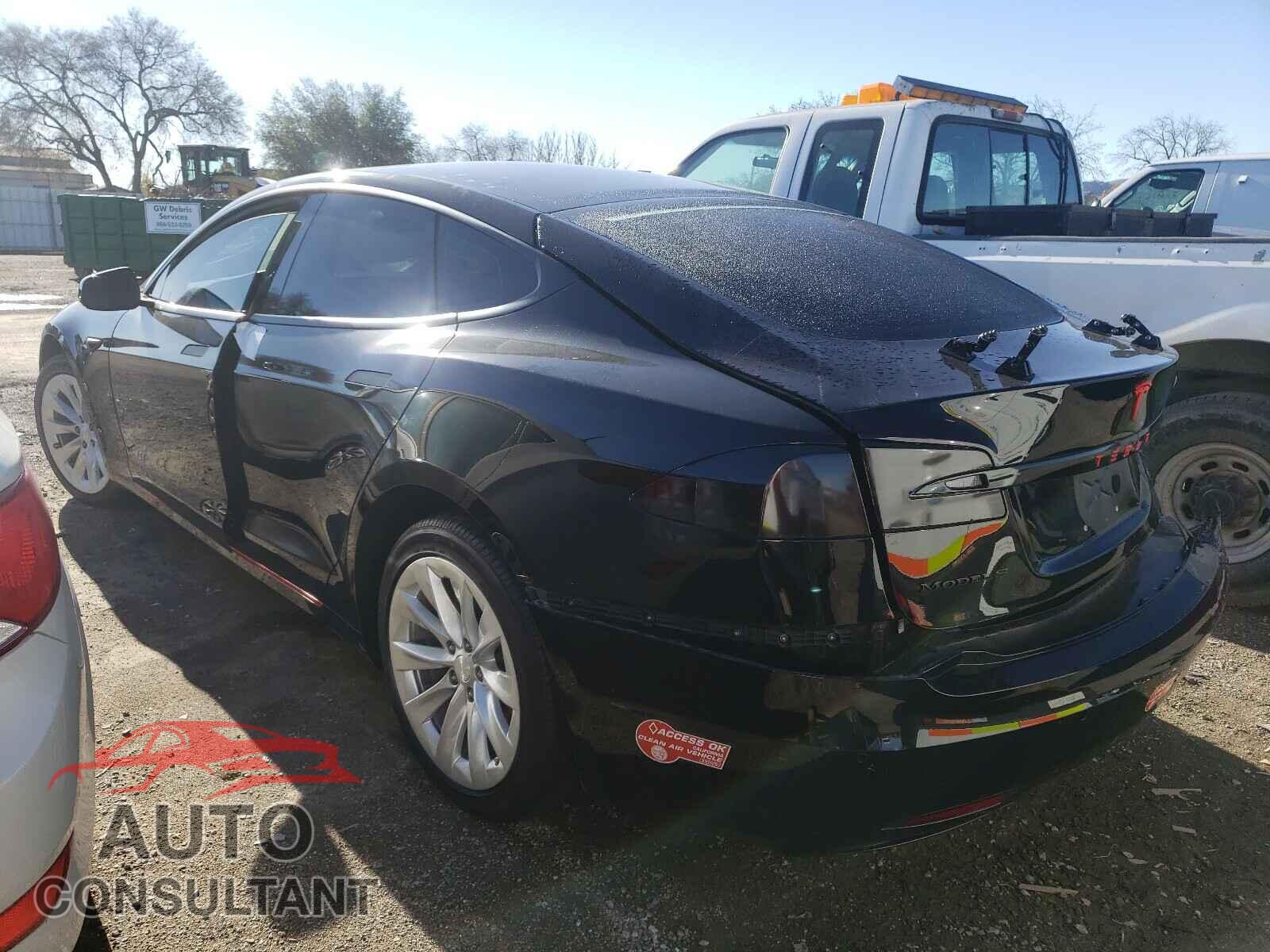 TESLA MODEL S 2017 - 5YJSA1E14HF201068