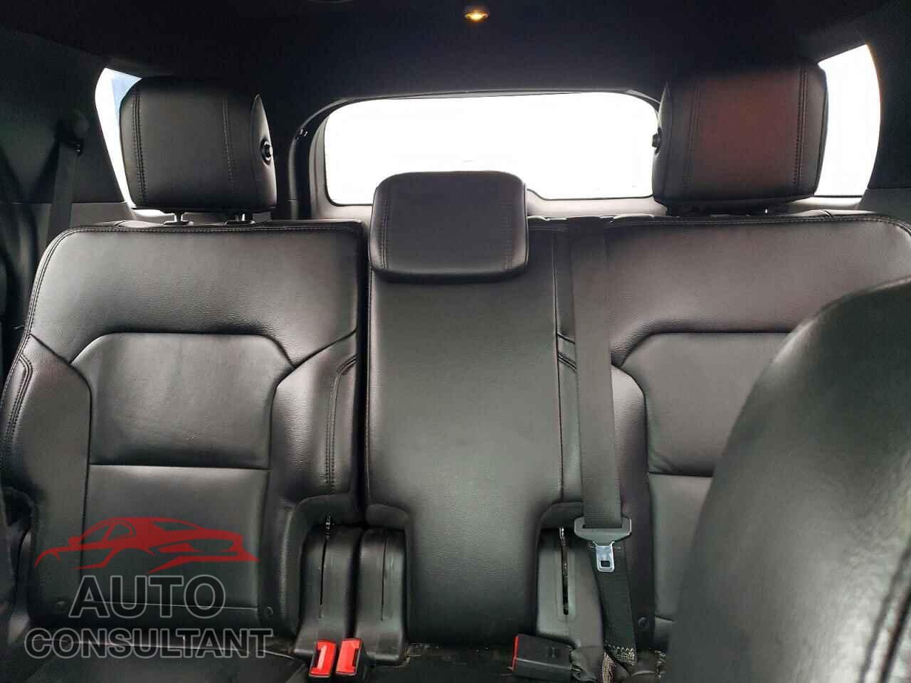 FORD EXPLORER 2017 - 1FM5K8D87HGA05273