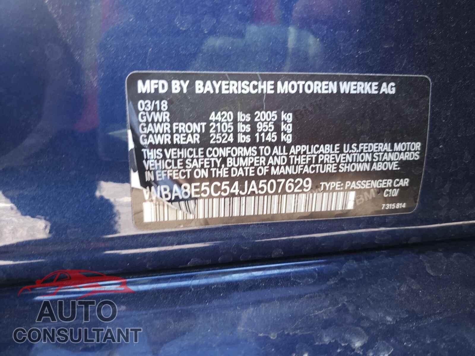 BMW 3 SERIES 2018 - WBA8E5C54JA507629
