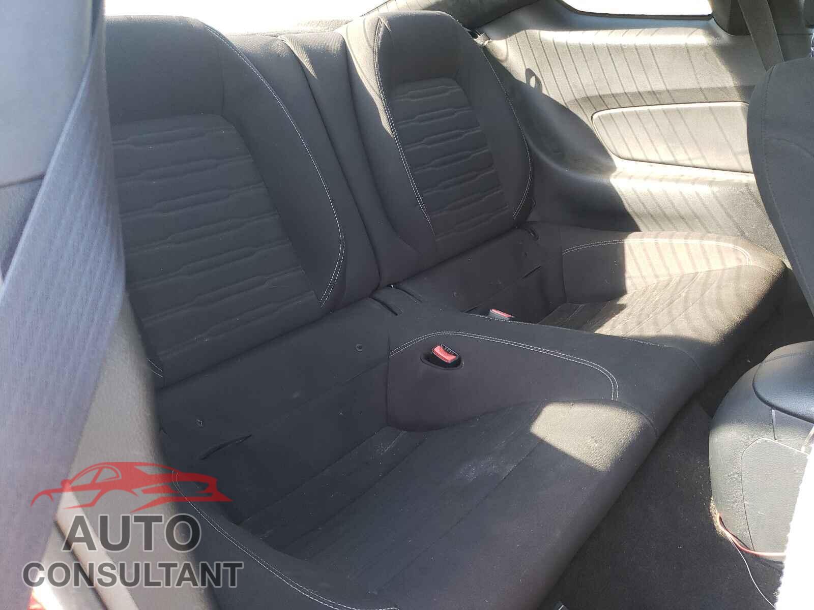 FORD MUSTANG 2016 - 1FA6P8CF7G5236412
