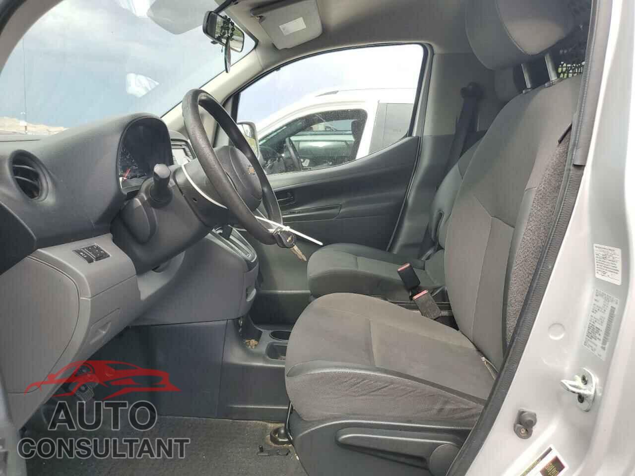 CHEVROLET EXPRESS 2017 - 3N63M0ZN2HK700586
