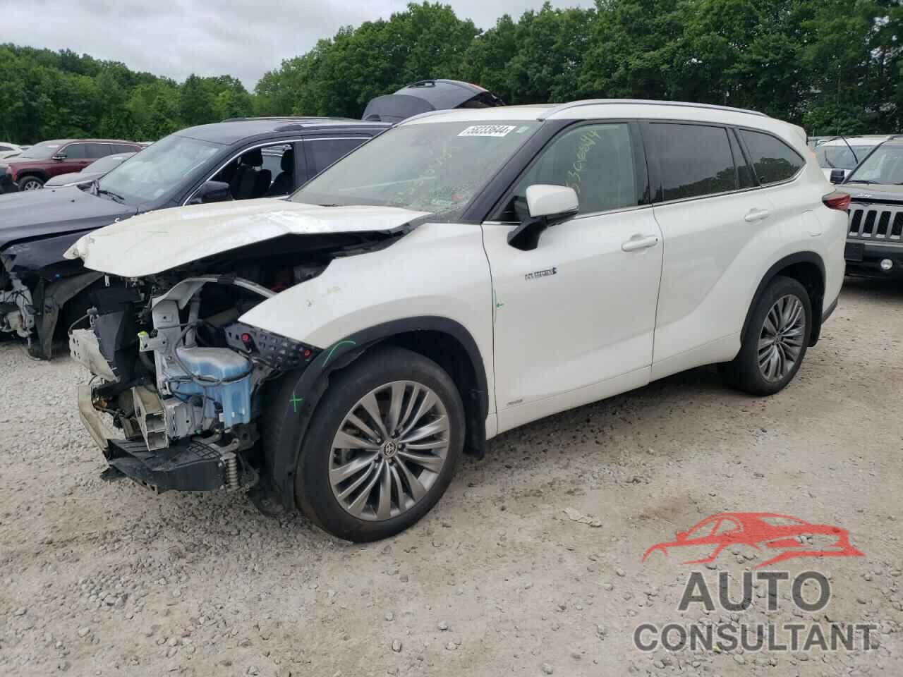 TOYOTA HIGHLANDER 2020 - 5TDEBRCHXLS011451