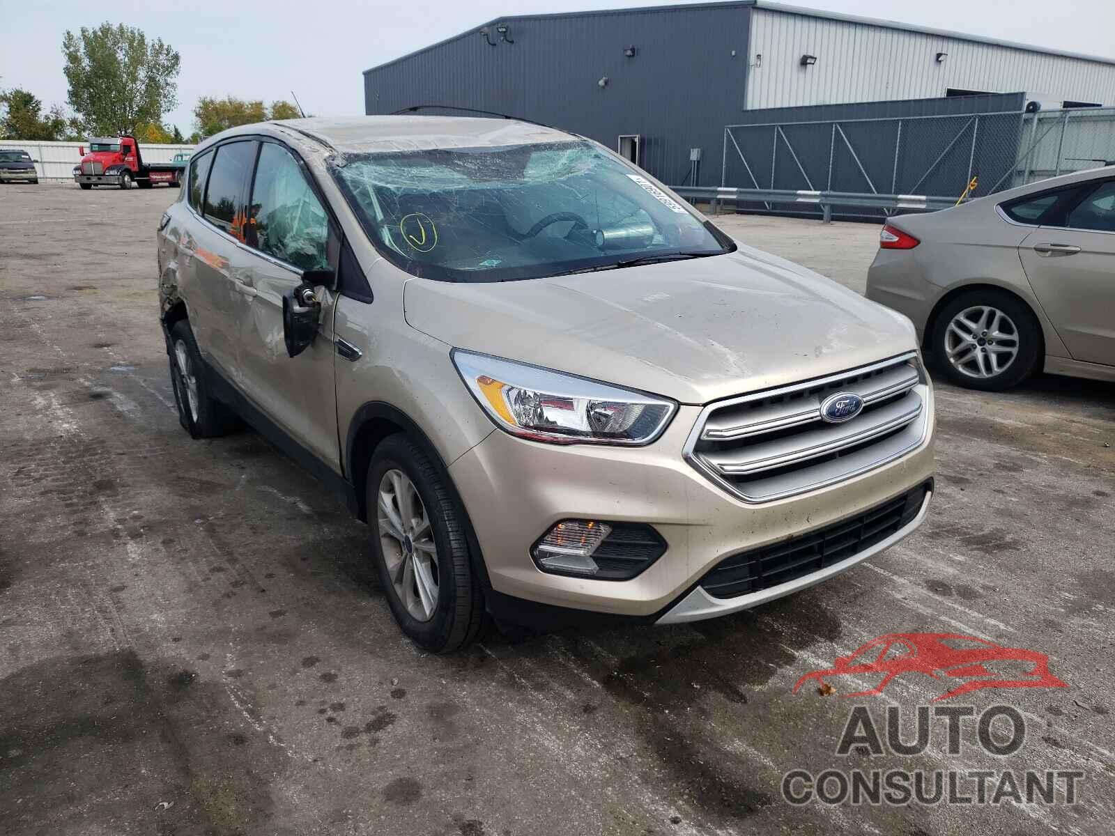 FORD ESCAPE 2017 - 1FMCU0GD4HUB99211
