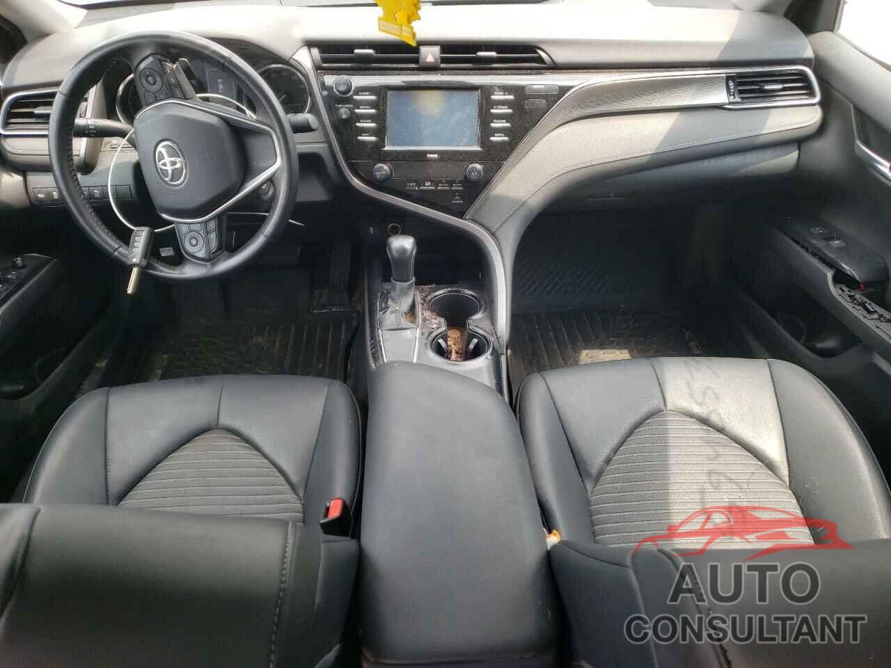 TOYOTA CAMRY 2020 - 4T1G11AK6LU892961