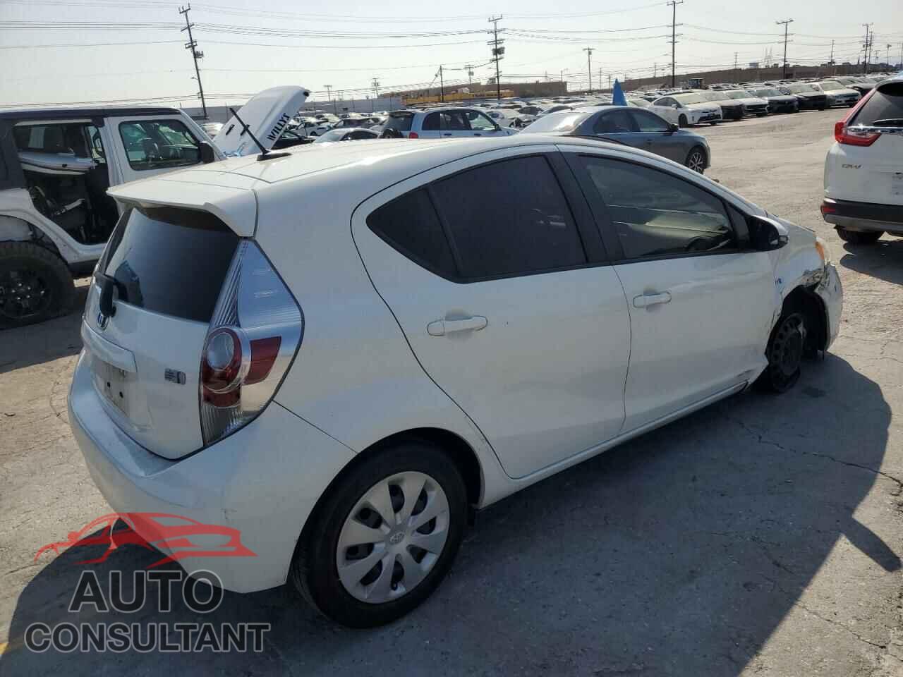 TOYOTA PRIUS 2014 - JTDKDTB33E1574423