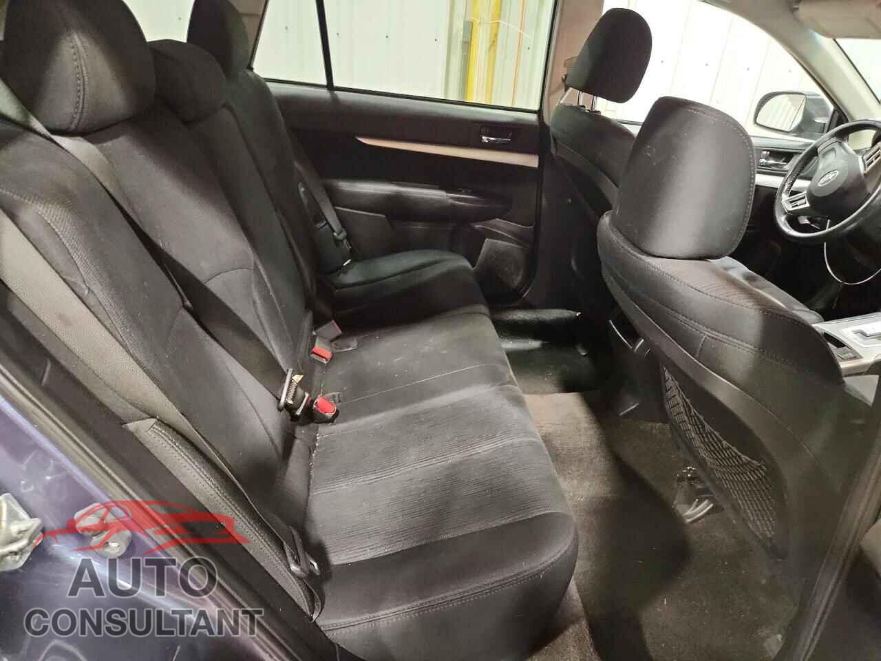 SUBARU OUTBACK 2013 - 4S4BRBGC8D3298100