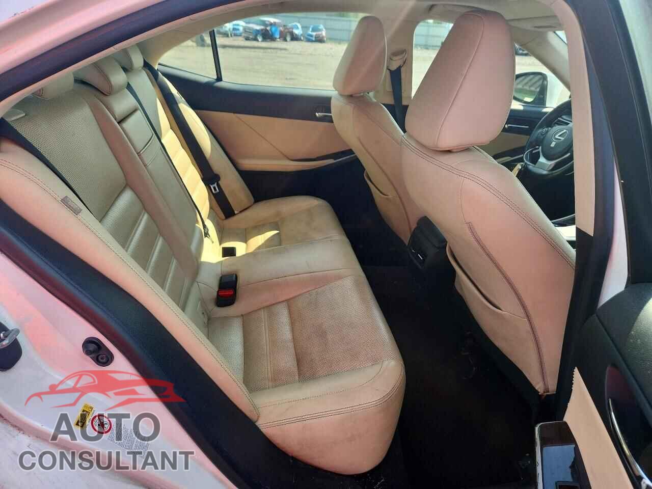 LEXUS IS 2014 - JTHCF1D23E5012830
