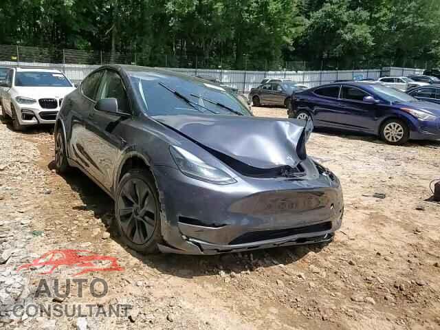 TESLA MODEL Y 2024 - 7SAYGDED6RF111185
