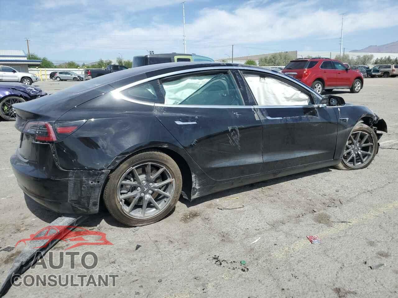 TESLA MODEL 3 2018 - 5YJ3E1EA5JF171786