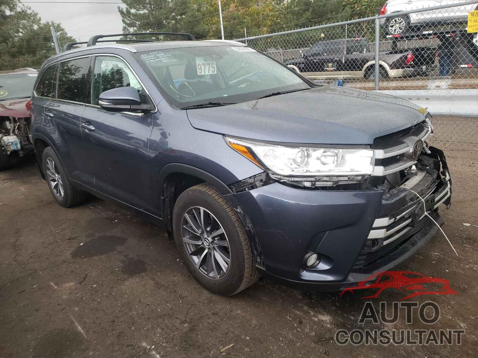 TOYOTA HIGHLANDER 2018 - 5TDJZRFH8JS826248