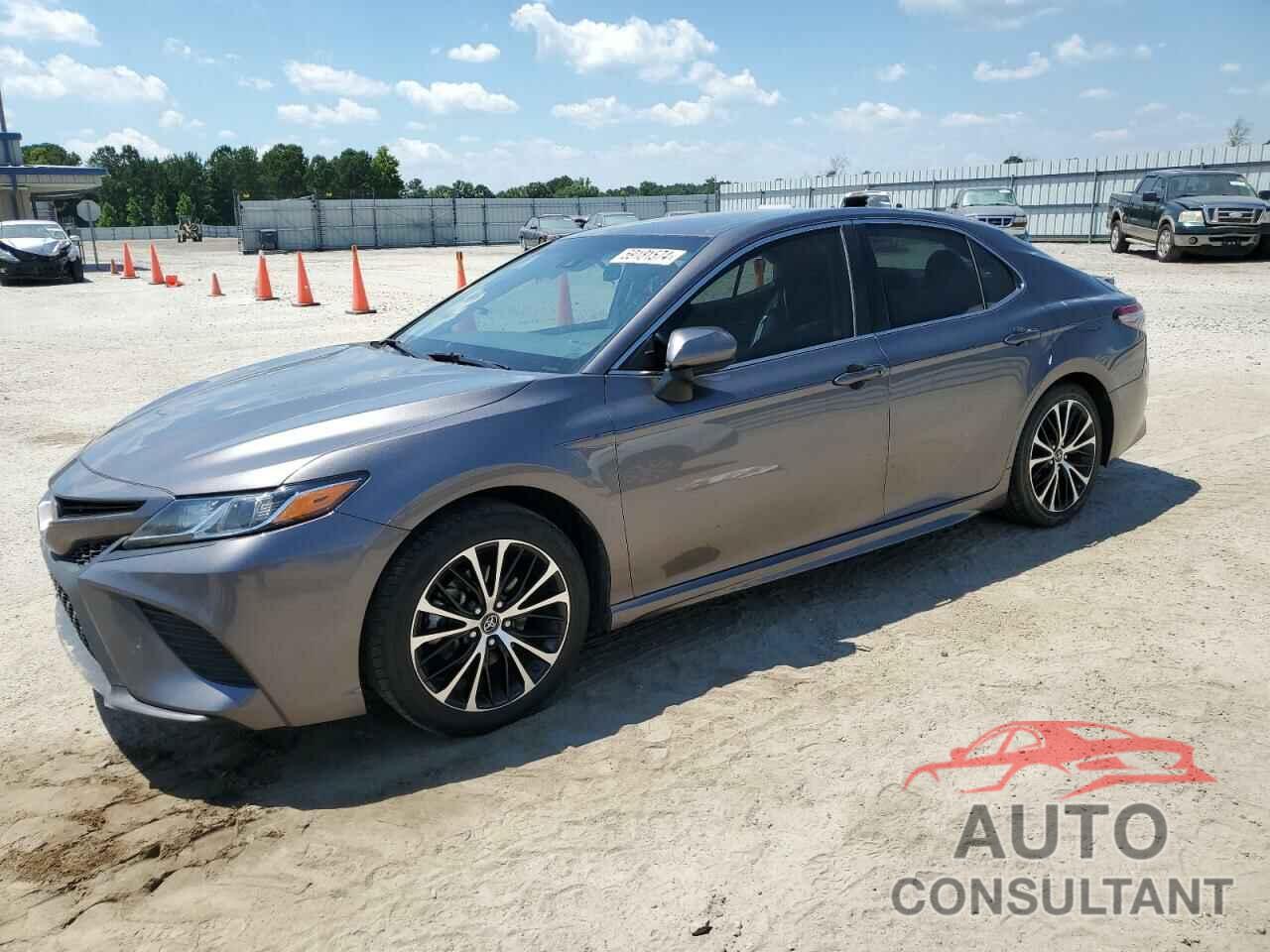 TOYOTA CAMRY 2018 - 4T1B11HKXJU663308