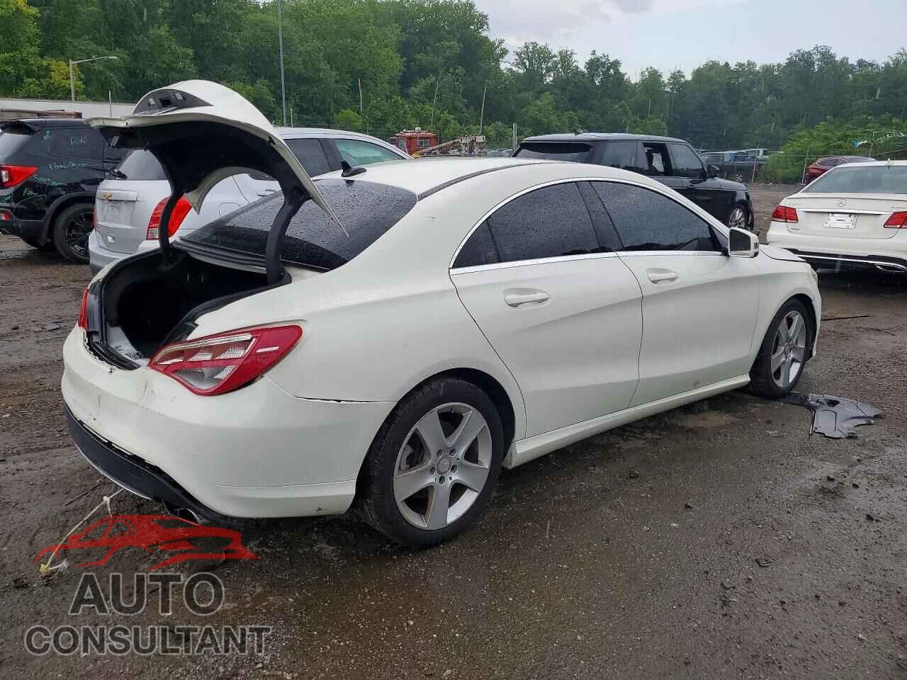MERCEDES-BENZ CLA-CLASS 2015 - WDDSJ4EB4FN281180