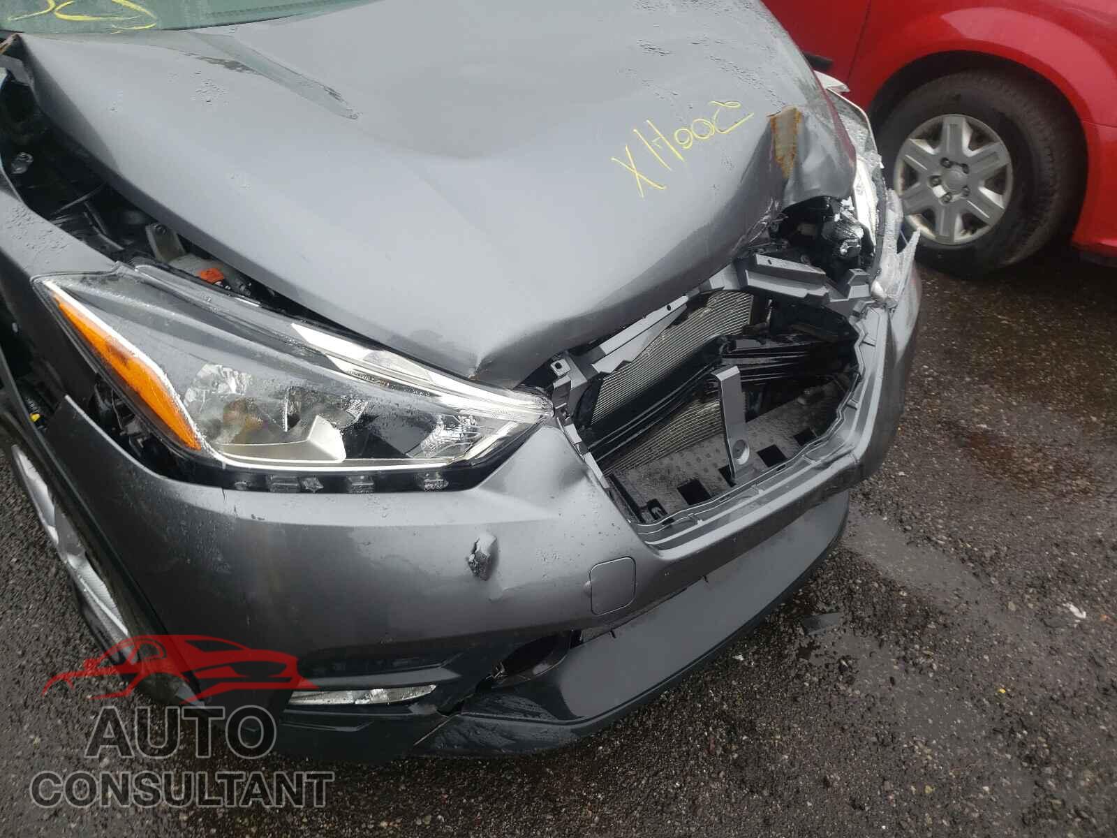 NISSAN KICKS 2019 - 3N1CP5CU3KL483237