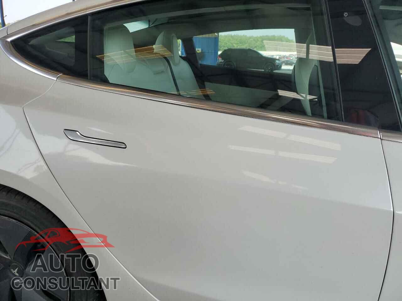 TESLA MODEL 3 2020 - 5YJ3E1EA5LF599103