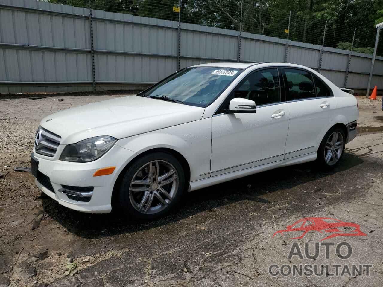 MERCEDES-BENZ C-CLASS 2013 - WDDGF8AB9DG080980