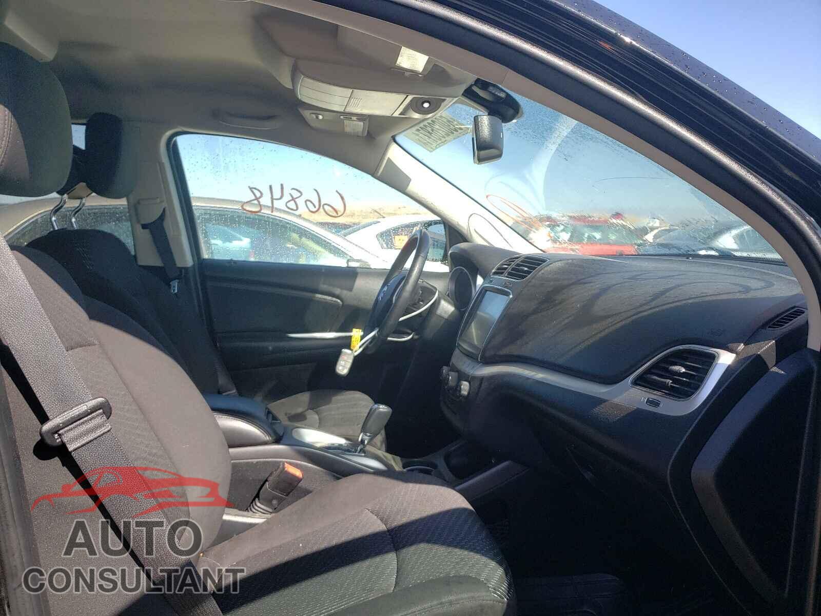 DODGE JOURNEY 2017 - 3C4PDCCG1HT573971