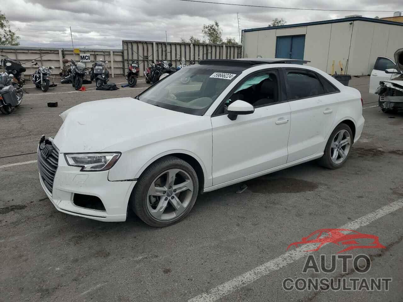 AUDI A3 2018 - WAUAUGFF8J1042468