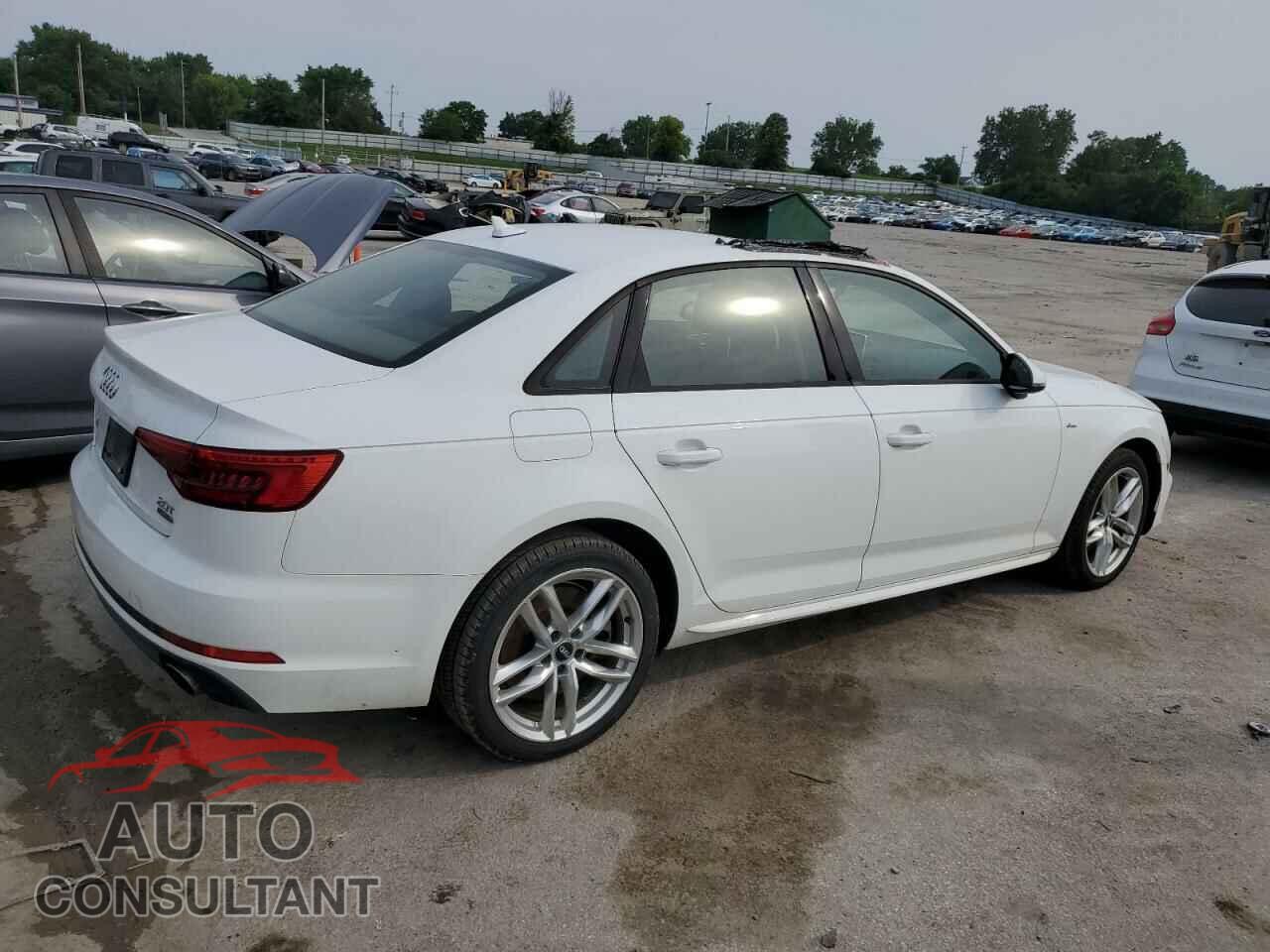 AUDI A4 2017 - WAUDNAF44HN046428
