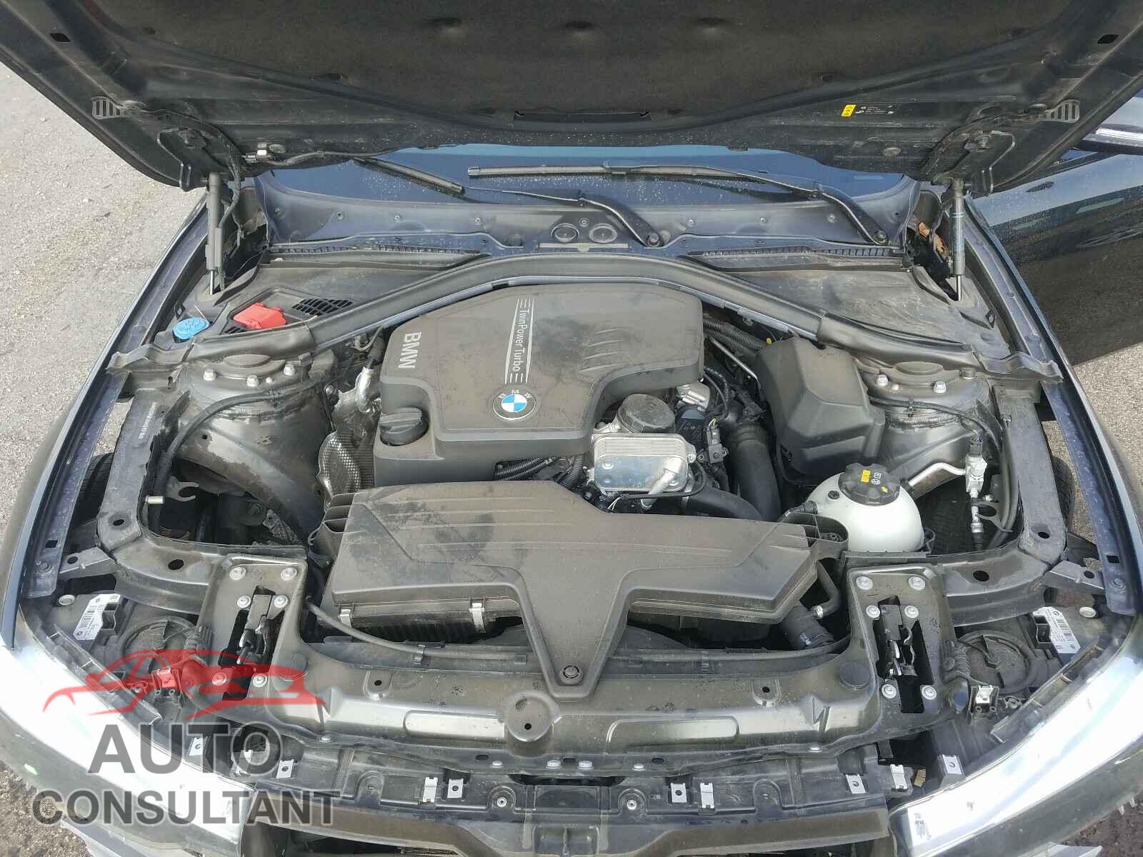BMW 3 SERIES 2017 - WBA8A9C55HK619718