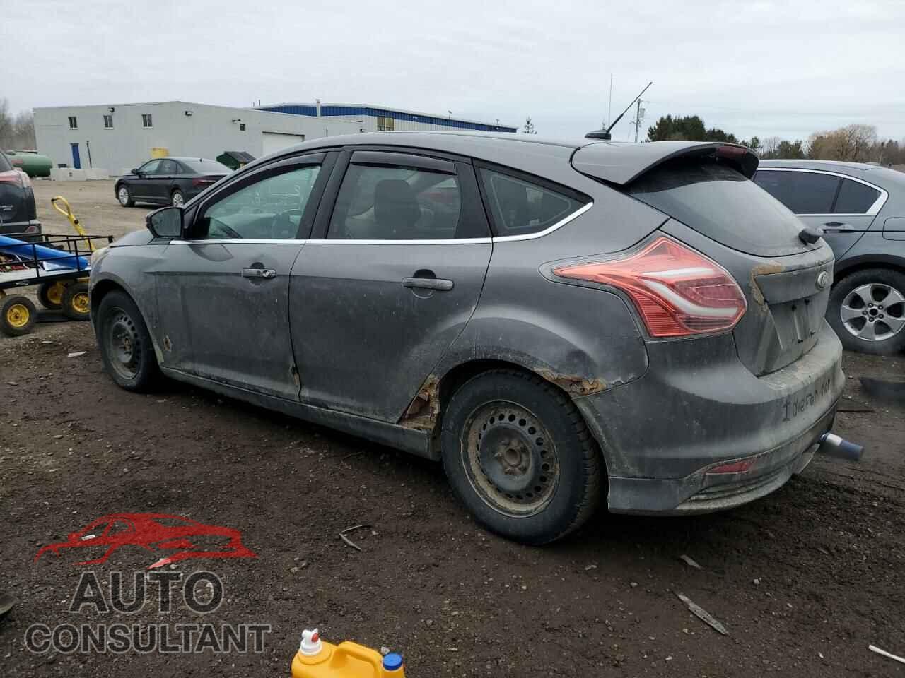 FORD FOCUS 2012 - 1FAHP3M28CL149020