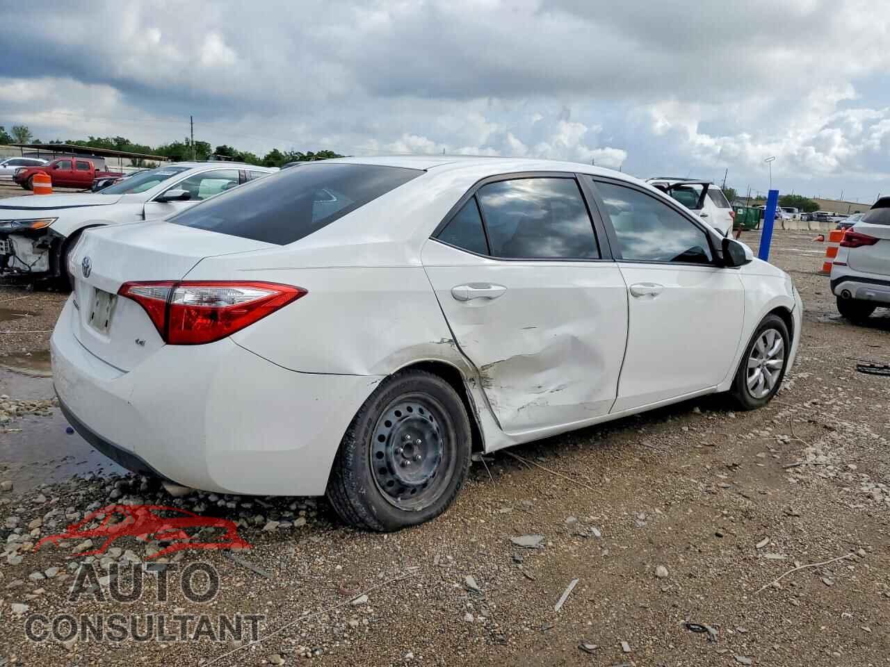 TOYOTA COROLLA 2015 - 2T1BURHEXFC444728