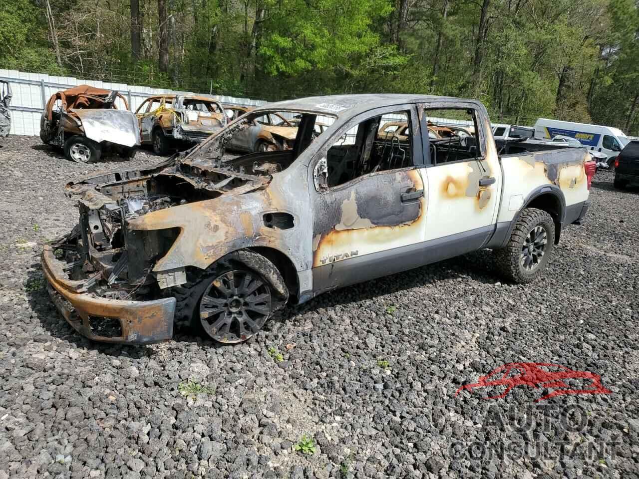 NISSAN TITAN 2017 - 1N6AA1E55HN517107