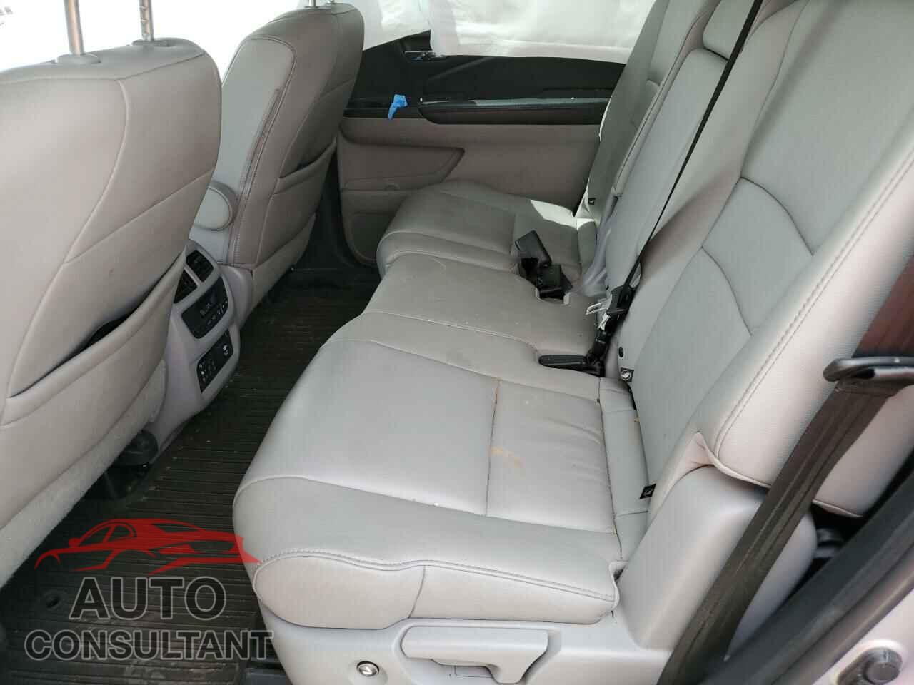 HONDA PILOT 2017 - 5FNYF6H98HB060841