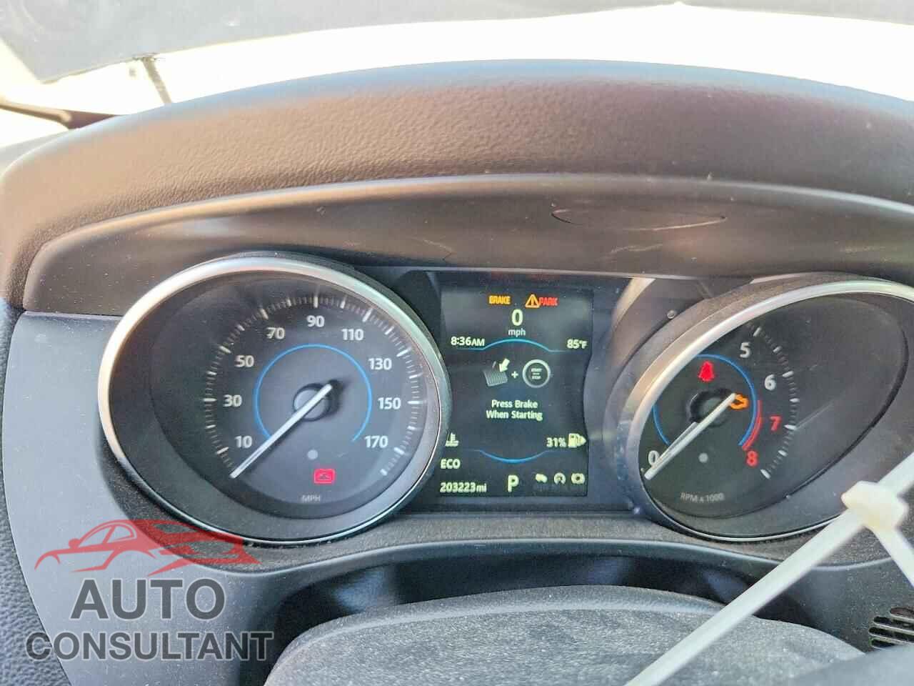 JAGUAR F-PACE 2017 - SADCJ2BV0HA047229