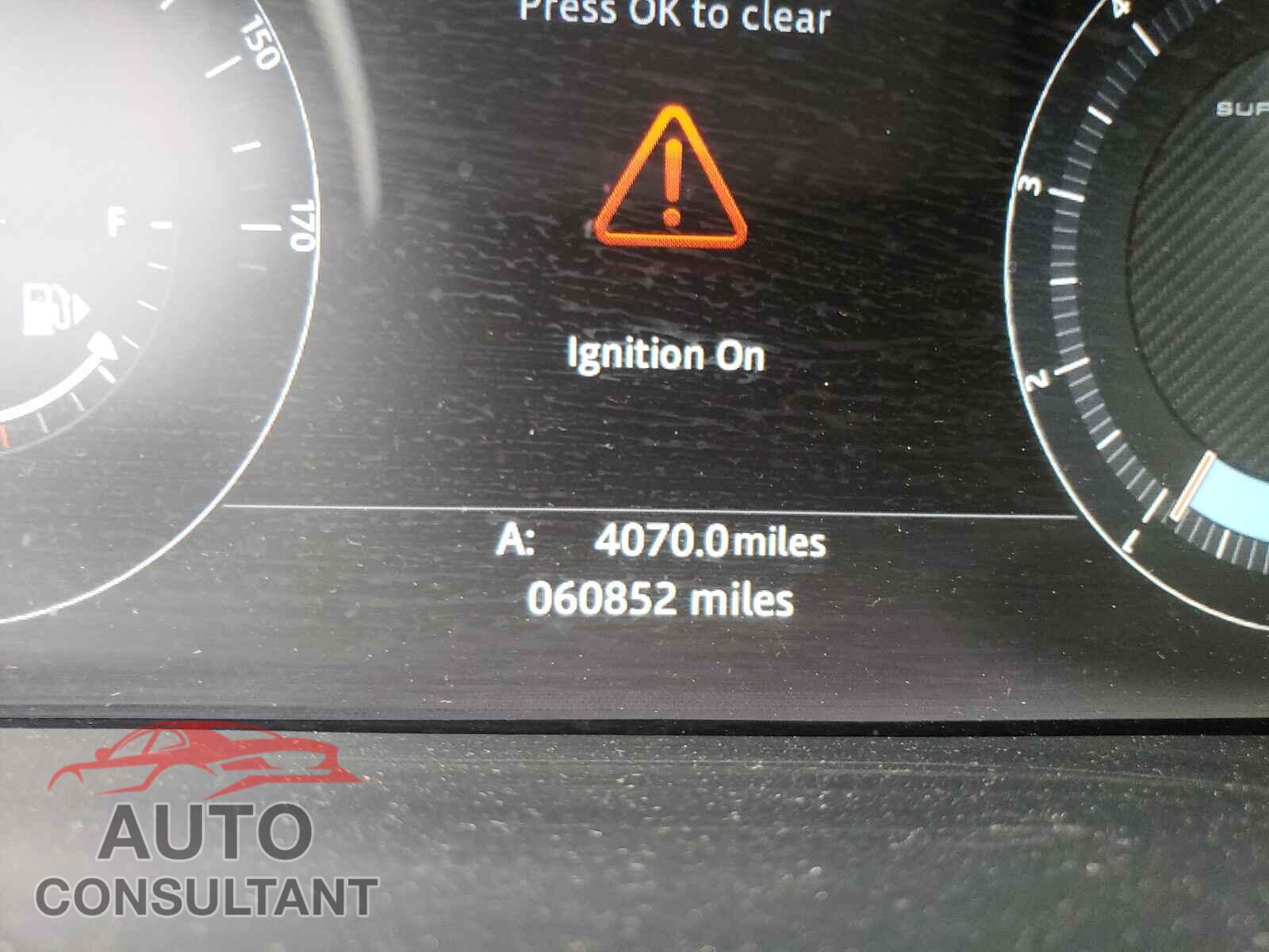 LAND ROVER RANGEROVER 2017 - SALGV2FE5HA328799