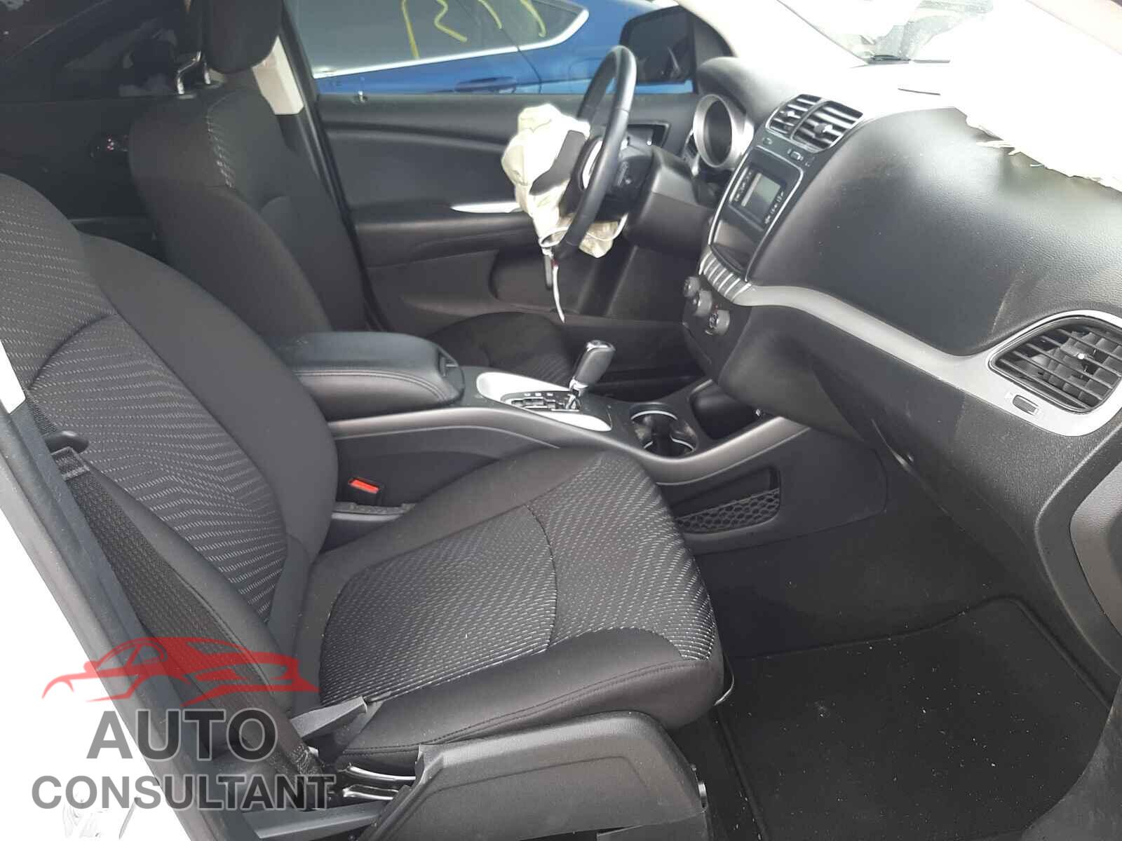 DODGE JOURNEY 2020 - 3C4PDCAB4LT237568