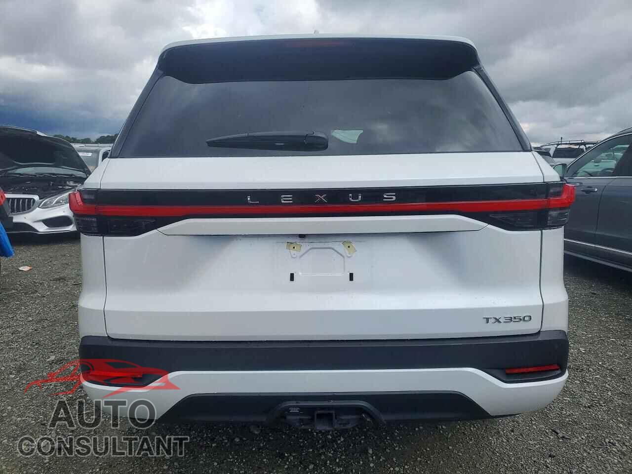 LEXUS UNKNOWN 2025 - 5TDAAAA68SS017154
