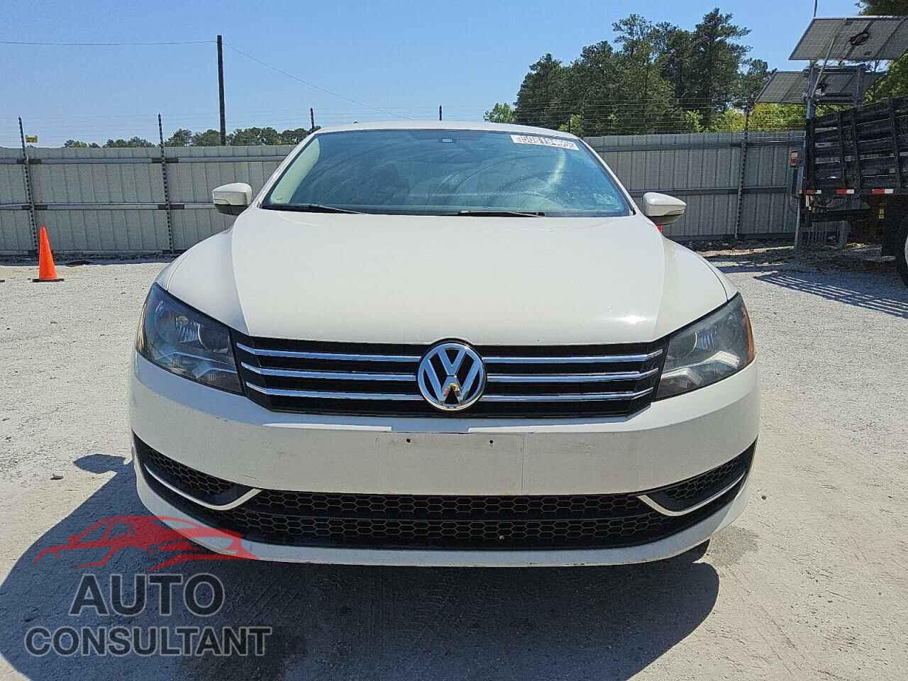 VOLKSWAGEN PASSAT 2014 - 1VWAT7A3XEC092377