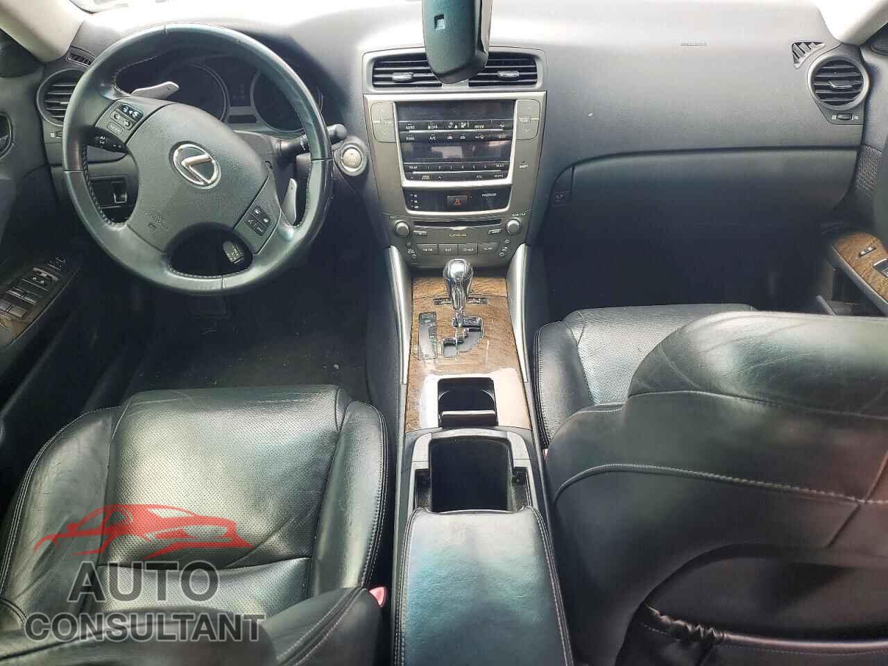 LEXUS IS 2010 - JTHBF5C26A5113584