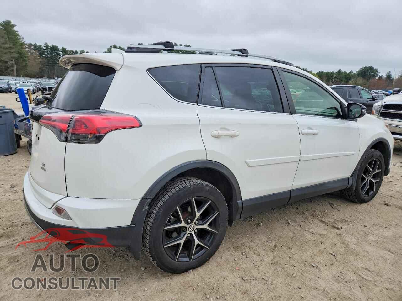 TOYOTA RAV4 2017 - JTMJFREV3HD217221