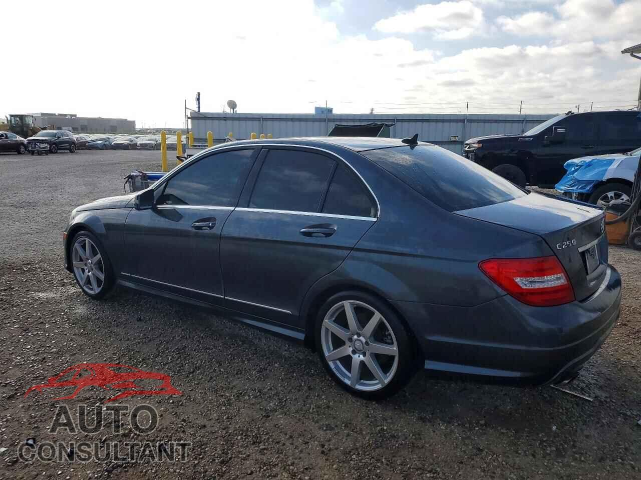 MERCEDES-BENZ C-CLASS 2014 - WDDGF4HB9EA955364