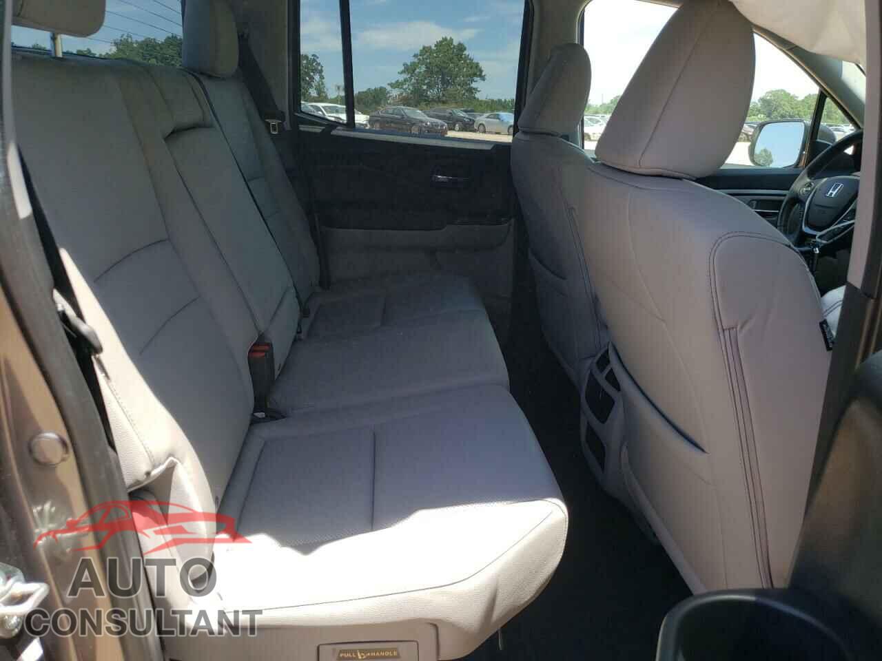 HONDA RIDGELINE 2017 - 5FPYK2F51HB010942
