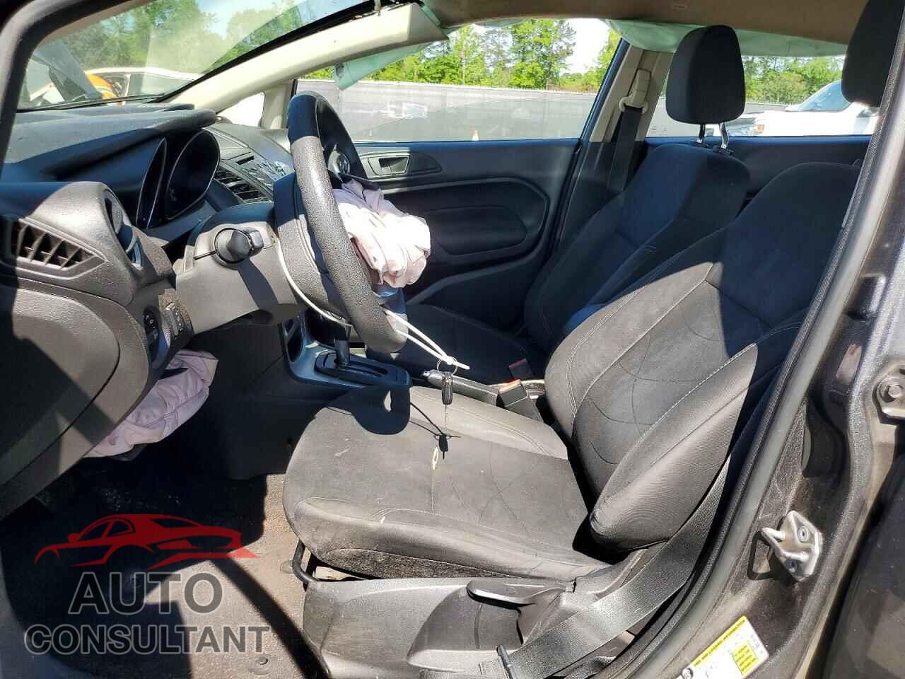 FORD FIESTA 2017 - 3FADP4EJ8HM167436