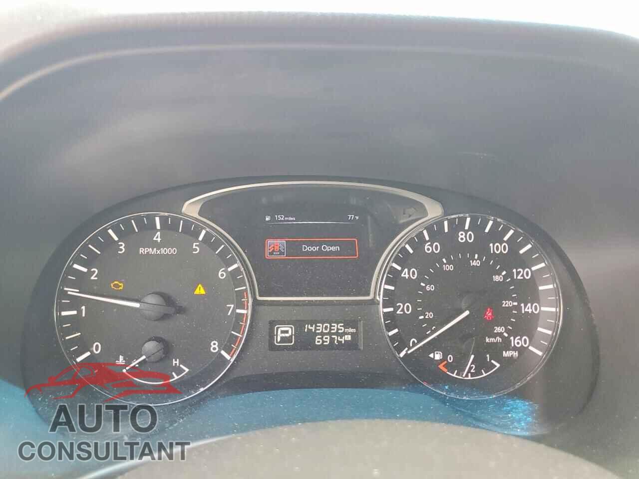 NISSAN PATHFINDER 2014 - 5N1AR2MN8EC680033