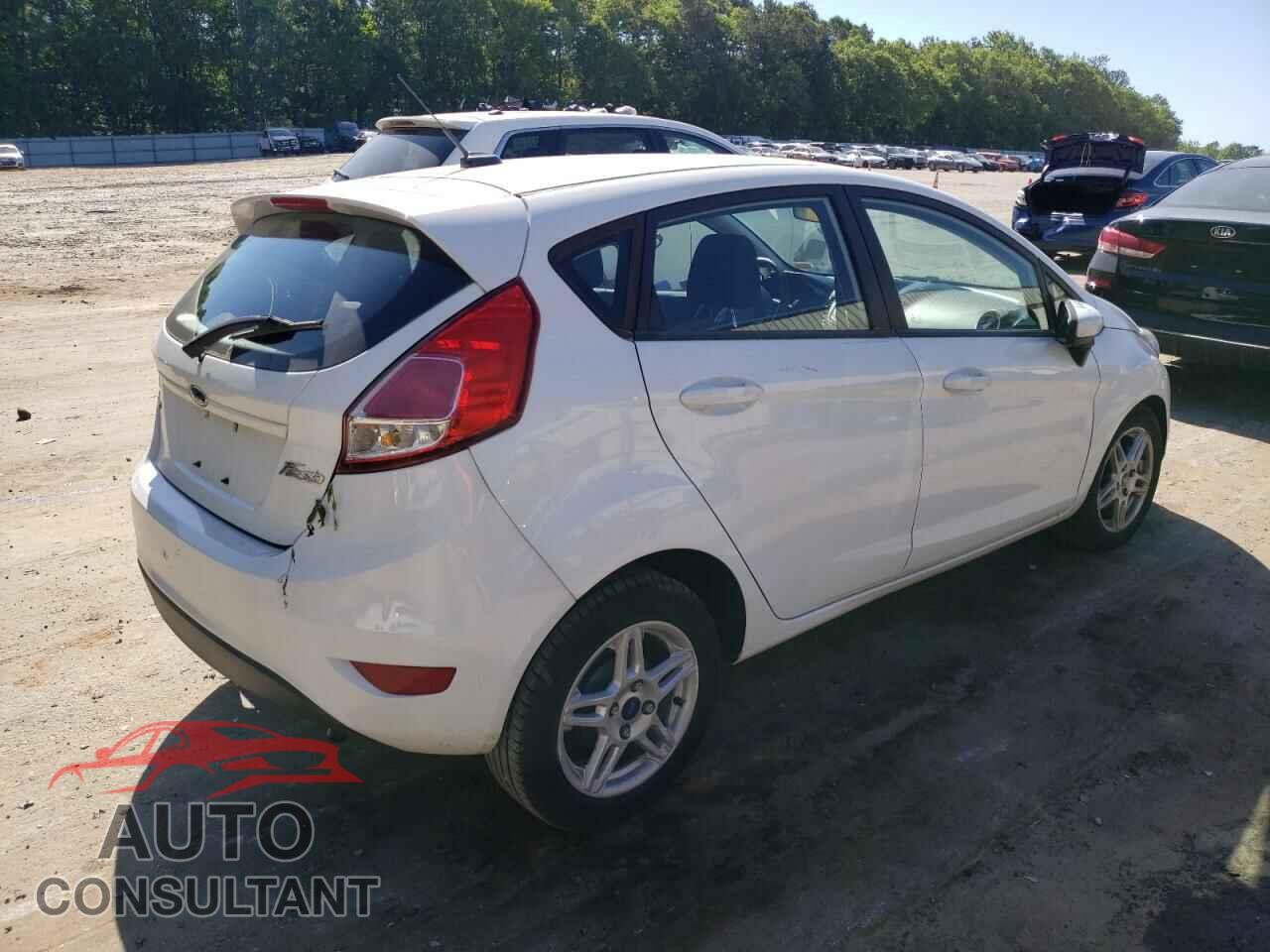 FORD FIESTA 2017 - 3FADP4EJ9HM119105